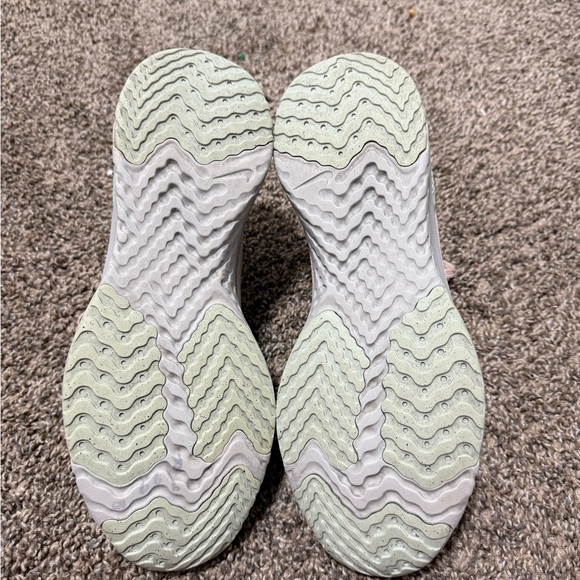 Nike odyssey react Women's Soft Pink Sneakers - Picture 7 of 8